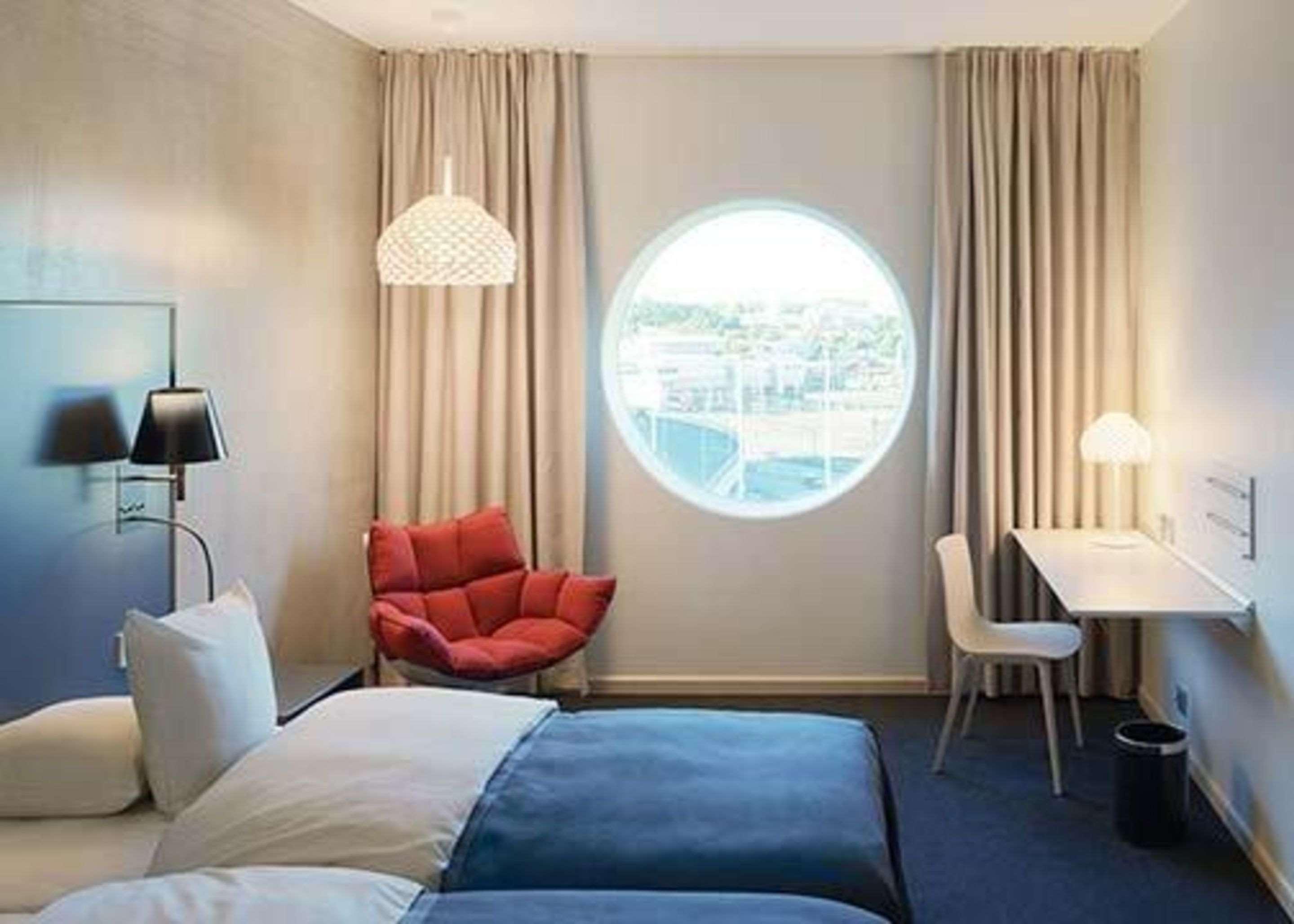 Quality Hotel Friends Solna Buitenkant foto